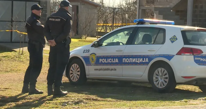 Sin ubio oca: Policija traga za ubicom, mještani zaprepašteni