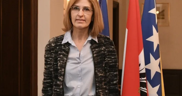 Austrijska ambasada Sarajevo osigurala 120 tableta za &scaron;kole u BiH