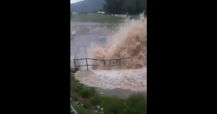 Poplave prijete autoputu: Voda se opet izljeva u Tičićima kod Kaknja