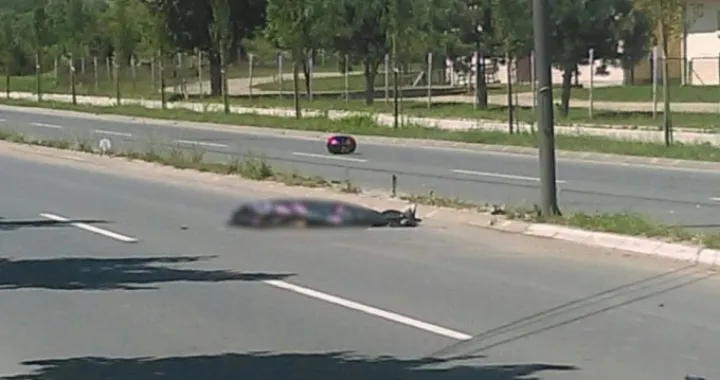 Jezive fotografije sa mjesta stravične nesreće u kojoj je poginuo motorista