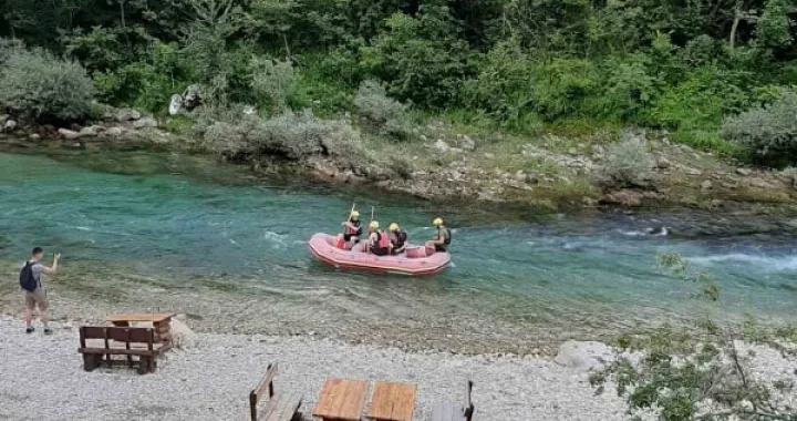 (FOTO) Iz Titovog bunkera na rafting, pa na janjetinu: Kako provesti uzbudljiv dan u Hercegovini