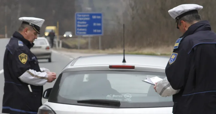 Nove izmjene Zakona / Kazna od 2.000 KM za prekoračenje brzine, uz 5.000 KM onom ko izazove saobraćajnu nesreću slijedi i zabrana vožnje