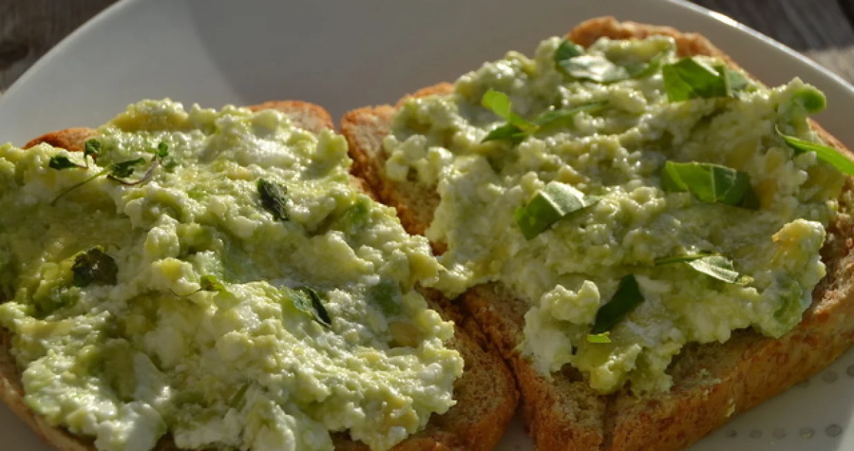 Avokado se najče&scaron;će maže na tost ili se od njega rade umaci / coolinarika.com