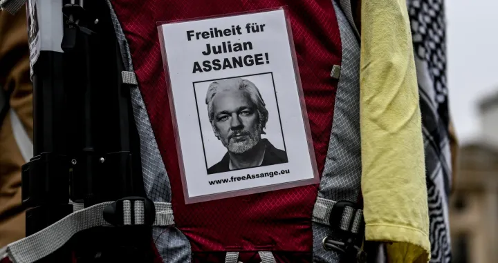 Julian Assange ostaje u britanskom zatvoru, odbijen zahtjev za kauciju