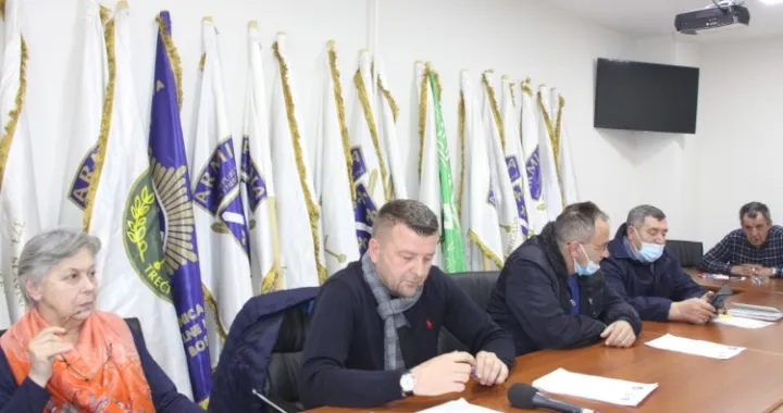 U Zenici skup podr&scaron;ke generalu Mahmuljinu: Kazna je za kvaziodgovornost i nije primjerena u odnosu na ranije presude...