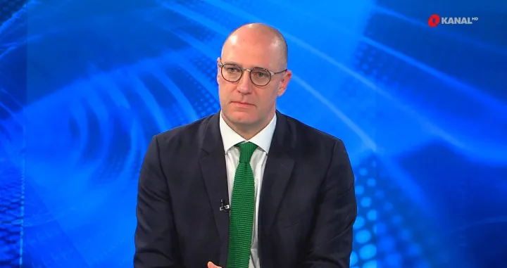 (VIDEO) Sve prednosti internet i mobilnog bankarstva u par klikova