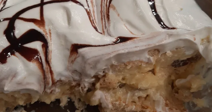 Kolač od jabuka sa Moja kravica maslacem