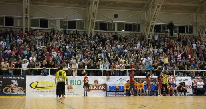 Premijerliga&scaron; prijeti istupanjem iz lige