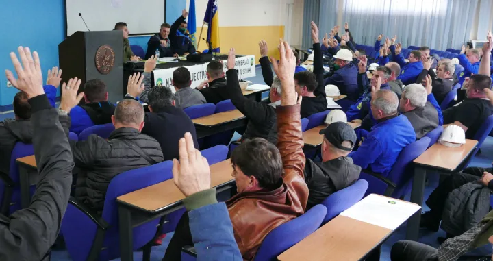 (VIDEO) Rudari najavili proteste: Nećemo kopati ugalj za 580 maraka