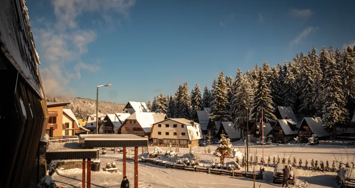 Otvaranje zimske sezone uz skijanje i šankanje: Vlašić je lijep i siguran