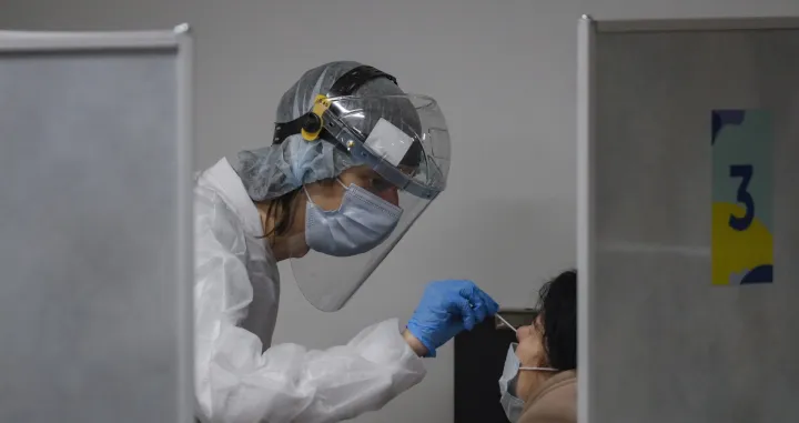 Istražen je uticaj koronavirusa na rad žijezda/ EPA