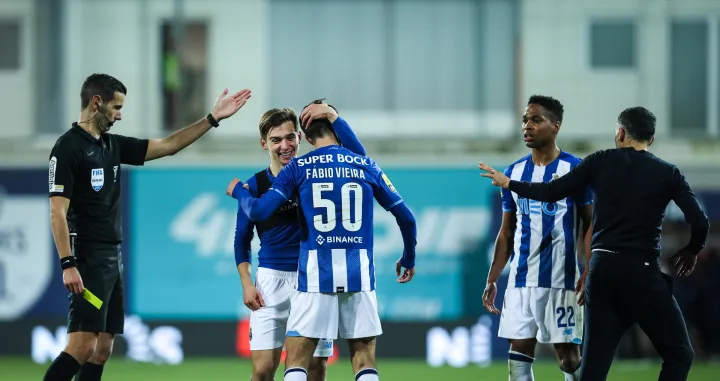 (VIDEO) Fudbal i sport znaju da ispi&scaron;u lijepe priče: Uveo sina u 87. minuti, on u 89. postigao pobjedonosni pogodak