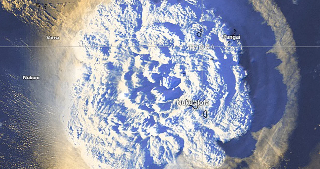 Satelitska slika erupcije&nbsp;vulkana / EPA