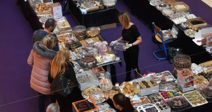 Lijepa priča u kojoj učestvuju slastičarne, pekare, restorani, hoteli.../Pomozi.ba/