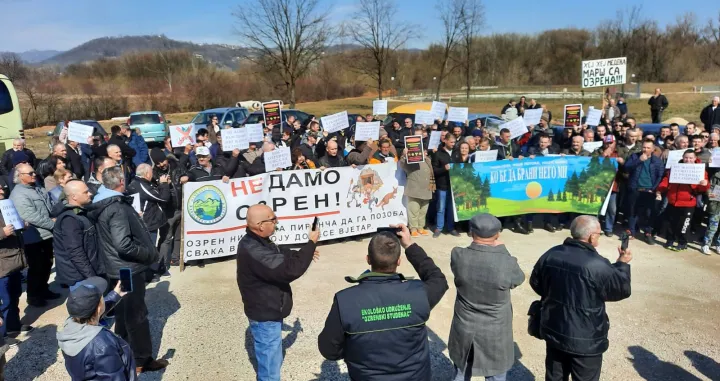 Protesti na Ozrenu, Petrovo/Privatni Arhiv