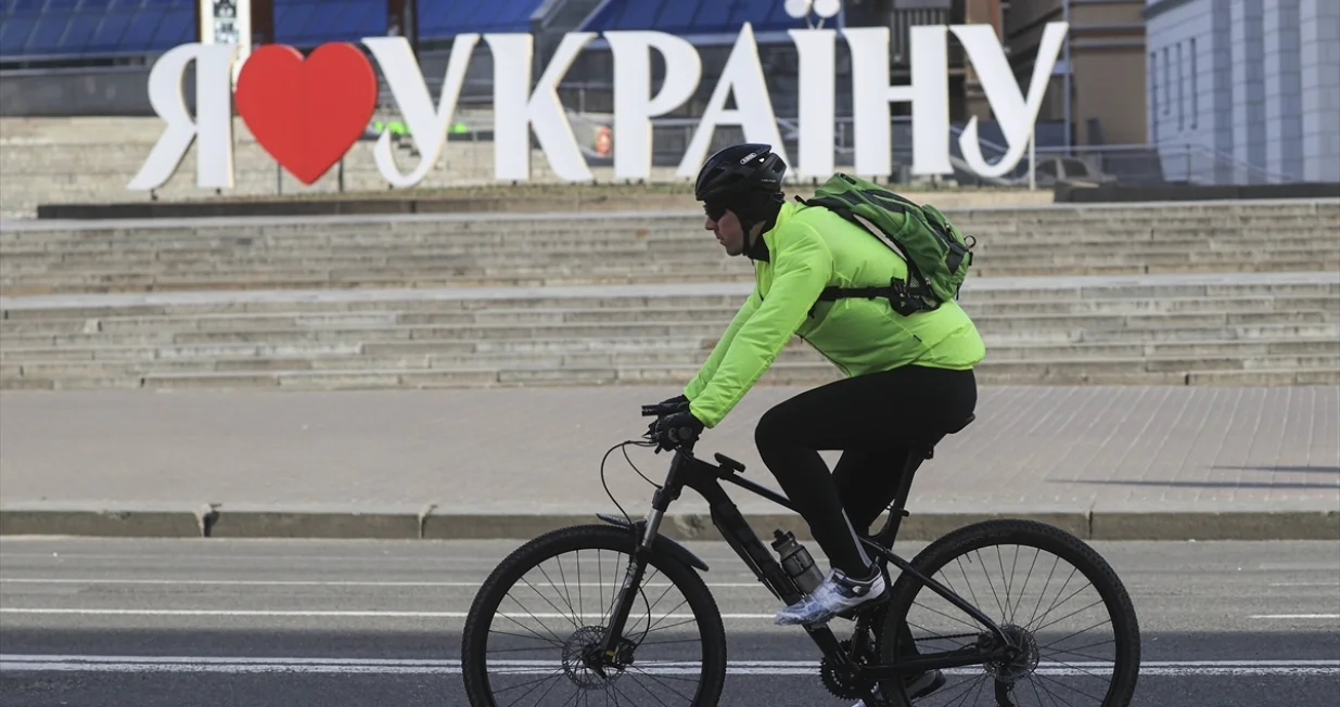 Kijevljani počeli izlaziti u šetnje/Anadolija/