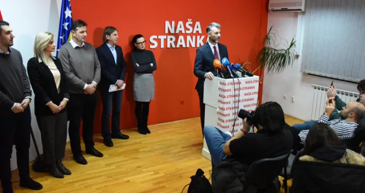 na&scaron;a stranka <br>hayat/