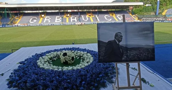 Buket u čast Ivice Osima/