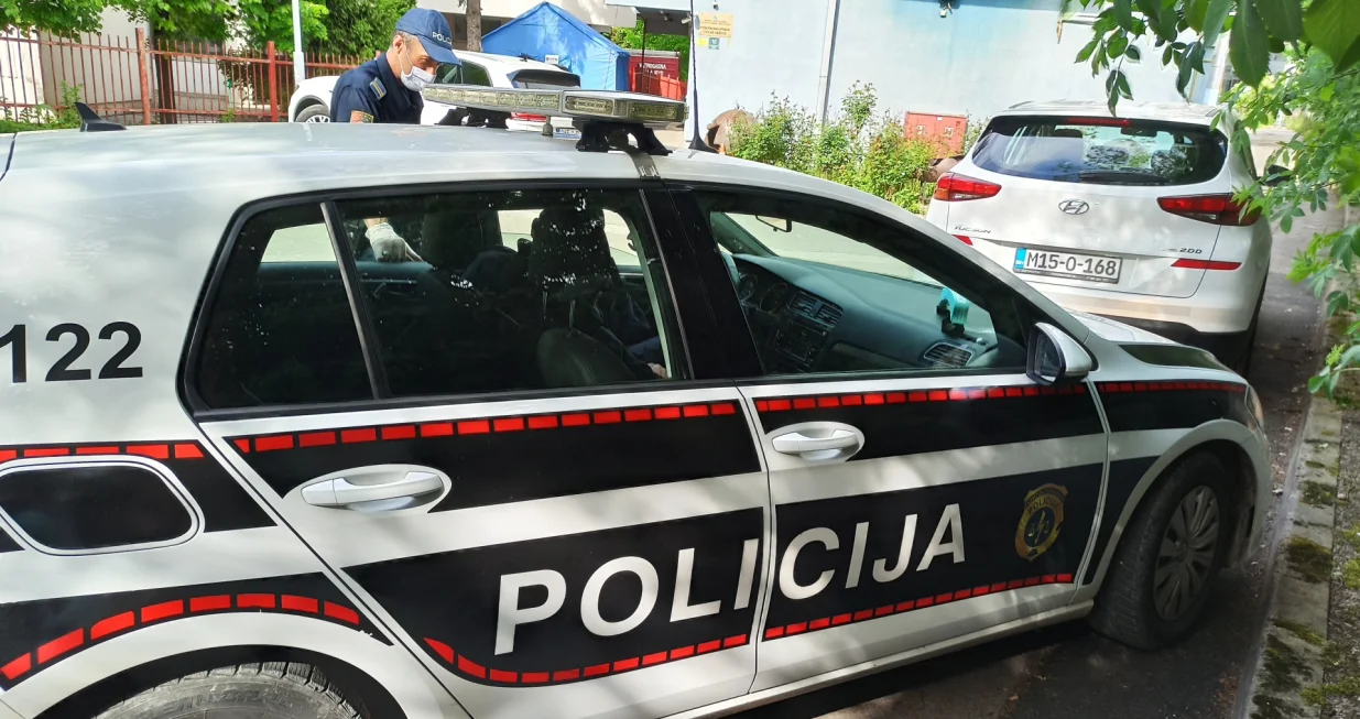 Federalna uprava civilne za&scaron;tite stup sipa pretres/Senad Gubelić