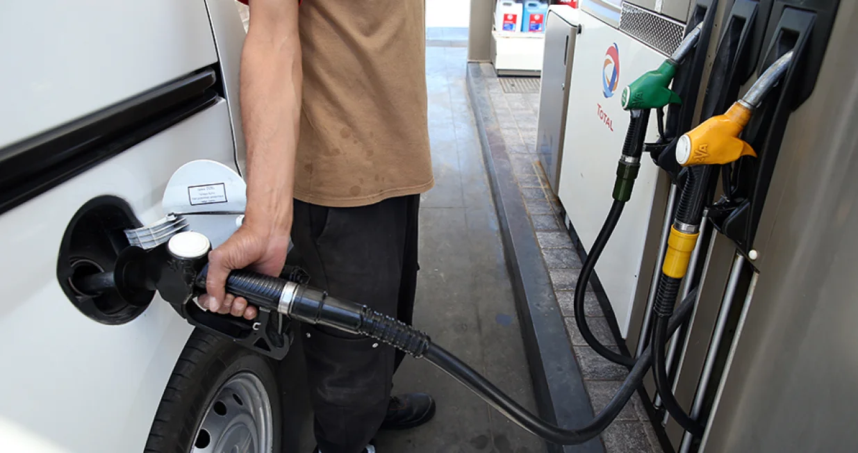 nafta cijene/Mohamed Messara