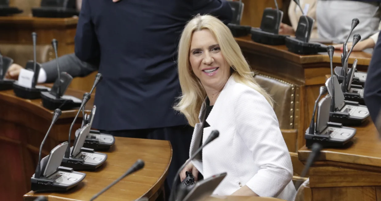 epa09987491 Zeljka Cvijanovic, President of Republika Srpska attends the swearing in ceremony for the incumbent President of Serbia Aleksandar Vucic (not pictured) in Belgrade, Serbia, 31 May 2022. Vucic had won 58.59 per cent of votes cast in the elections held on 03 April 2022, securing a second five-year term as President. EPA/ANDREJ CUKIC/Andrej Cukic