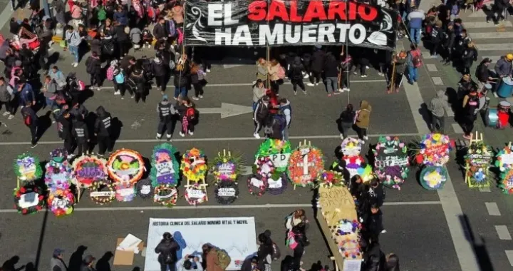 Na protestima se okupilo nekoliko hiljada ljudi/