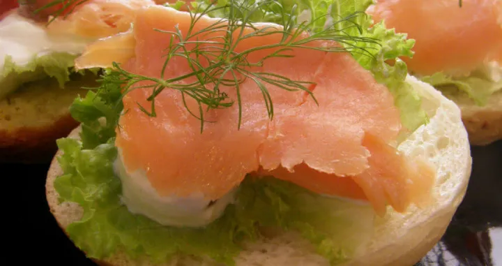 peciva dimljeni losos/