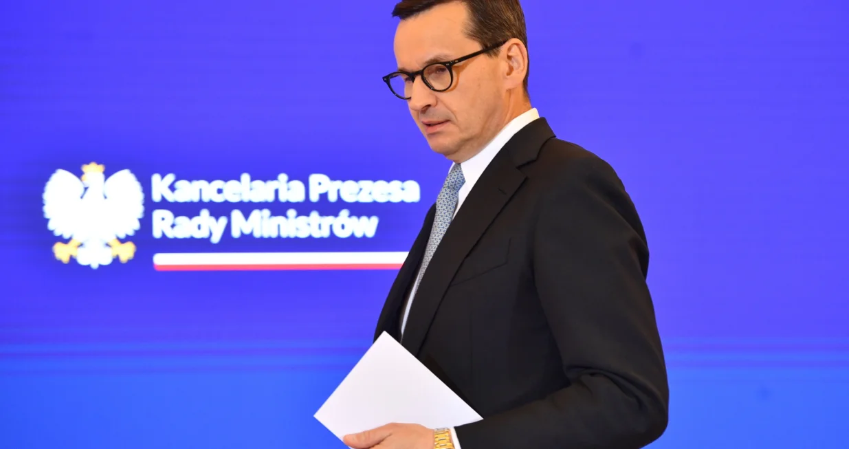 epa10307694 Polish Prime Minister Mateusz Morawiecki attends a press conference at the Chancellery of the Prime Minister in Warsaw, Poland, 16 November 2022. Poland has decided to raise the readiness of some of its military forces and other uniformed services on its territory. The government has confirmed a blast that killed two people in a village in eastern Poland on 15 November that was caused by a Russian missile. EPA/RADEK PIETRUSZKA POLAND OUT/Radek Pietruszka