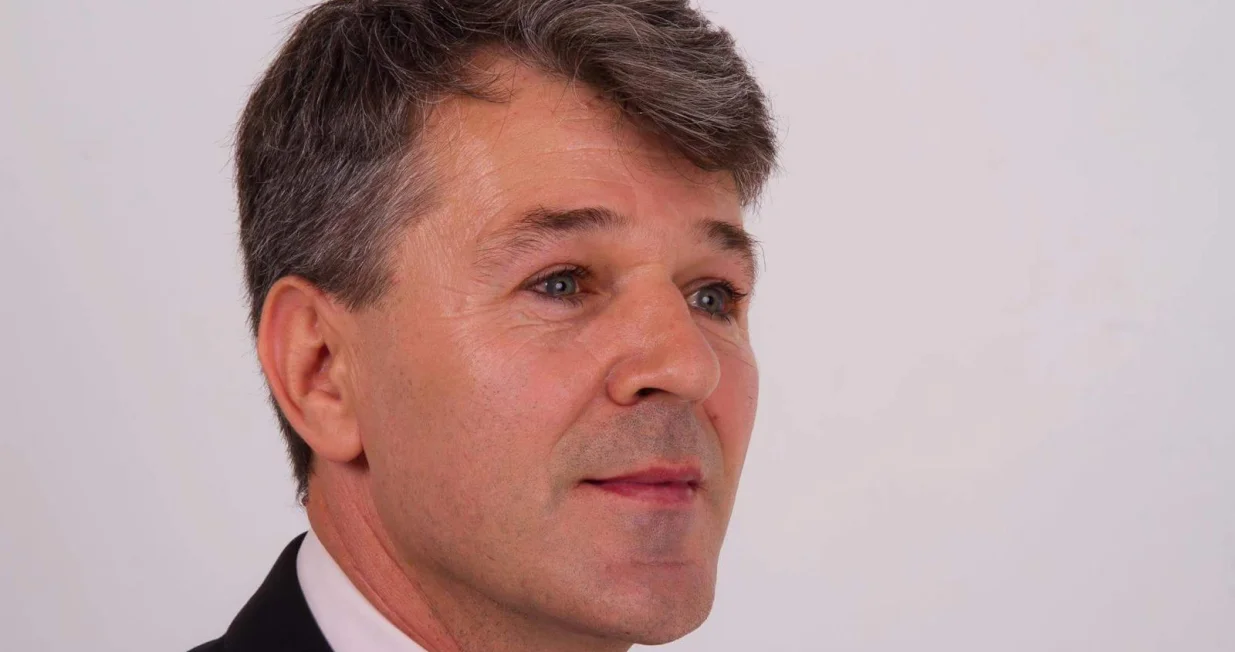 Elhad Karadžić/Privatni Album