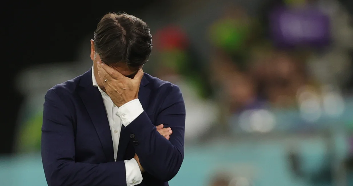 epa10357264 Head coach Zlatko Dalic of Croatia reacts during the FIFA World Cup 2022 quarter final soccer match between Croatia and Brazil at Education City Stadium in Doha, Qatar, 09 December 2022. EPA/Friedemann Vogel
