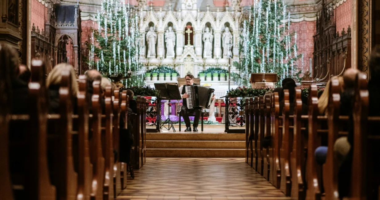 U Katedrali odrzan solisticki koncert Maestra Nihada Hrustanbegovica<br><br>/