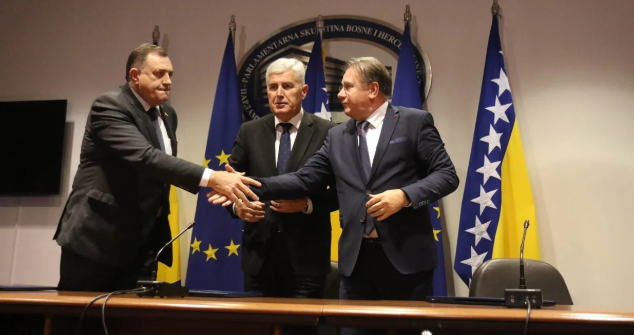 Osmorka, HDZBiH, SNSD/Didier Torche