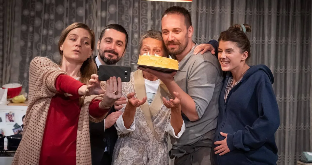 Predstava "Ljubičasto" raskrinkava mitove koje gajimo/