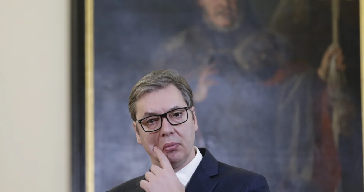 epa10379333 Serbian President Aleksandar Vucic and Patriarch of the Serbian Orthodox Church Porfirije (not pictured) hold a press conference in Belgrade, Serbia, 27 December 2022. Tensions have been raising between Serbia and Kosovo after the ethnic Serbs in Kosovo's north built road-blocks on the main roads in protest after the arrest of a former Kosovo police officer of Serbian ethnicity on charges of terrorism. EPA/ANDREJ CUKIC/Andrej Cukic