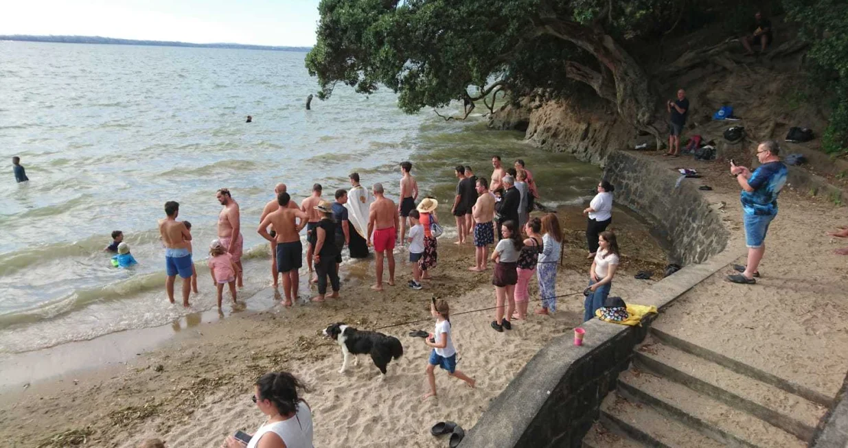 Plivalo se za Časni krst i na Novom Zelandu/Neboj&scaron;a Joveljić