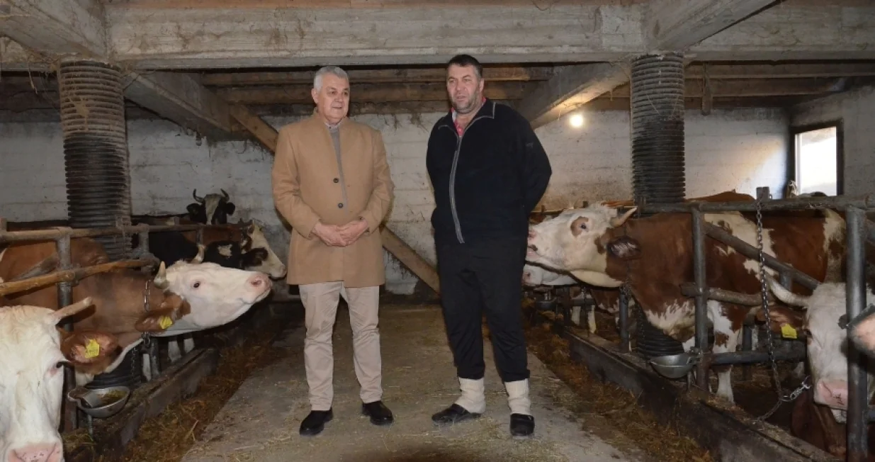 ZDK- obilazak farmera/