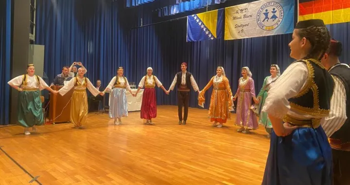 KUD "Mladi biseri", Manifestacija "Domovini s ljubavlju", Dan nezavisnosti BiH u Stuttgartu (Njemačka)/Moja Bih