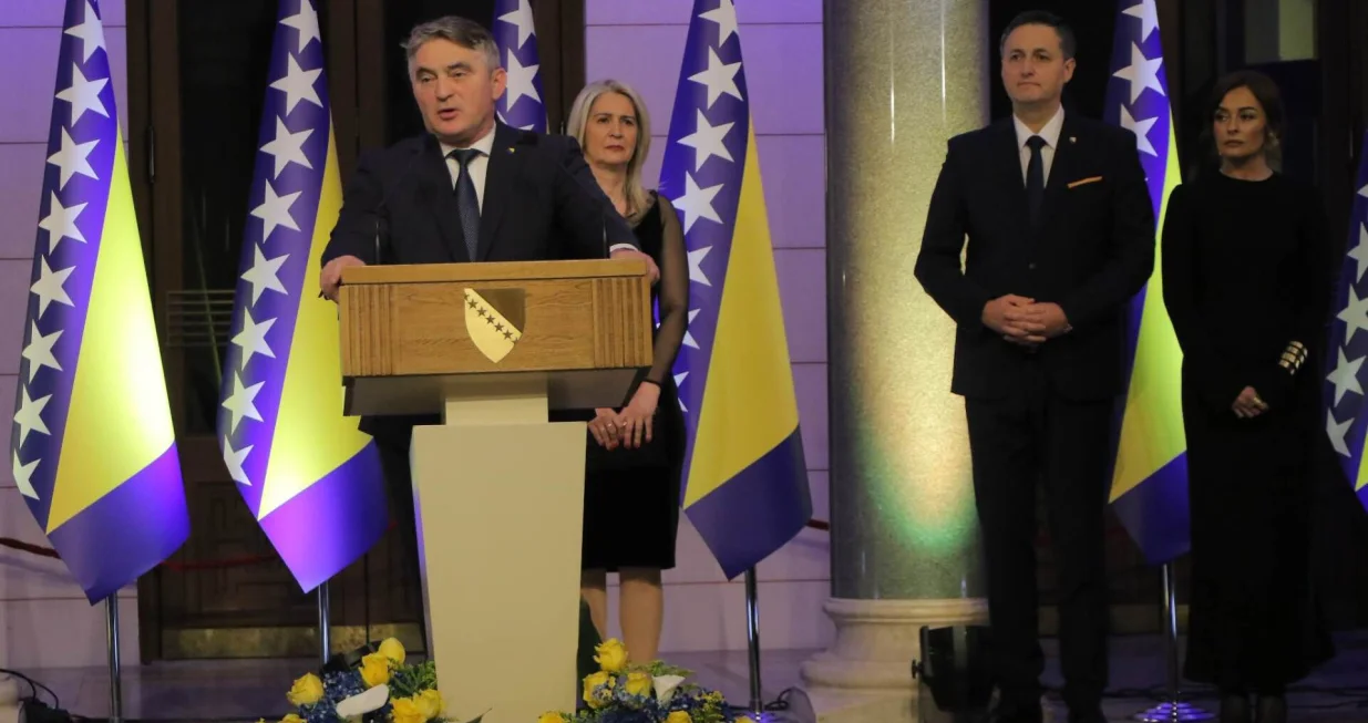 Komšićev govor na prijemu u Vijećnici/ Senad Gubelić/