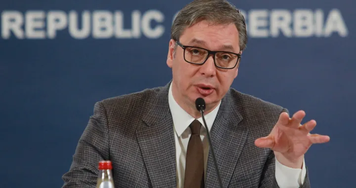 Beograd, Srbija - 23. januar 2023: Održana je danas sjednica Vlade Srbije na kojoj je prisustvovao i predsjednik Srbije Aleksandar Vučić. Nakon sjednice Vučić je održao konferenciju za novinare. Predsjednik Srbije Aleksandar Vučić izjavio je večeras u Beogradu da je plan Evropske unije (EU) za Kosovo, koji su mu predočili zapadni predstavnici, faktički postao novi pregovarački okvir za Srbiju u procesu evrointegracija. (Milos Miskov - Anadolu Agency)/�