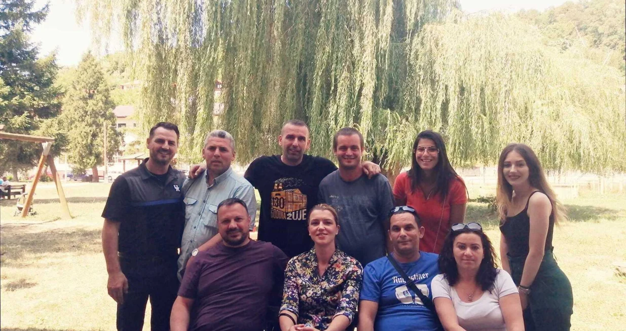 Djeca - odrasli ljudi Srebrenica/