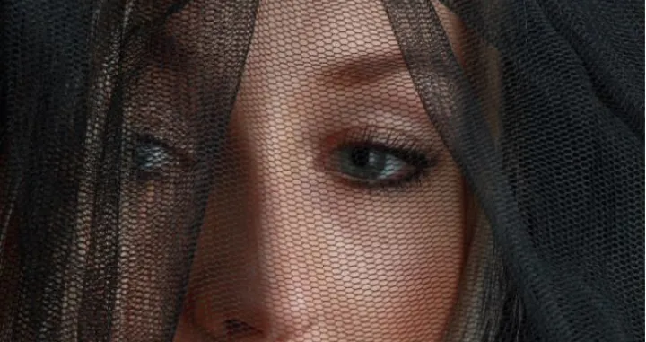 idovicaudovica, žena u crnom/