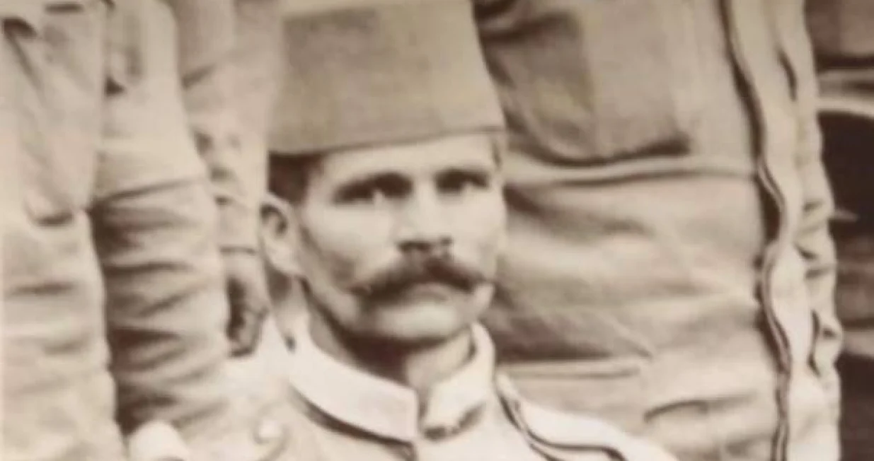 u subotu 10. juna će se klanjati dženaza rahmetli Salihu Durakoviću, koji je prije 107 godina poginuo na Monte Melleti kao pripadnik Austrougarske vojske. Dženazu će klanjati njegovi unuci, praunuci i mnogobrojni ostali potomci./