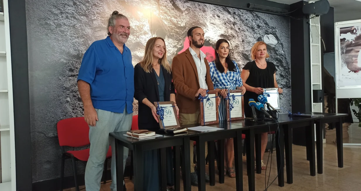 SARTR press/Nisad Selimović