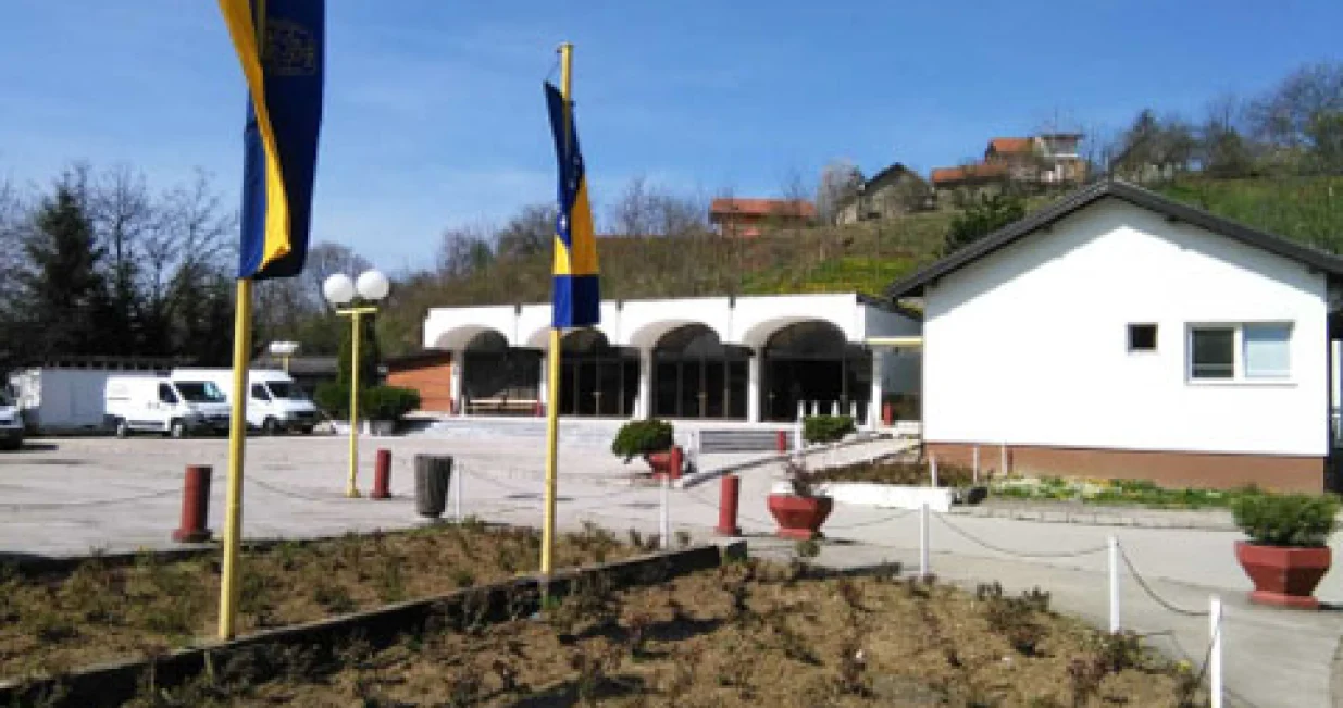 komemorativni centar tuzla/