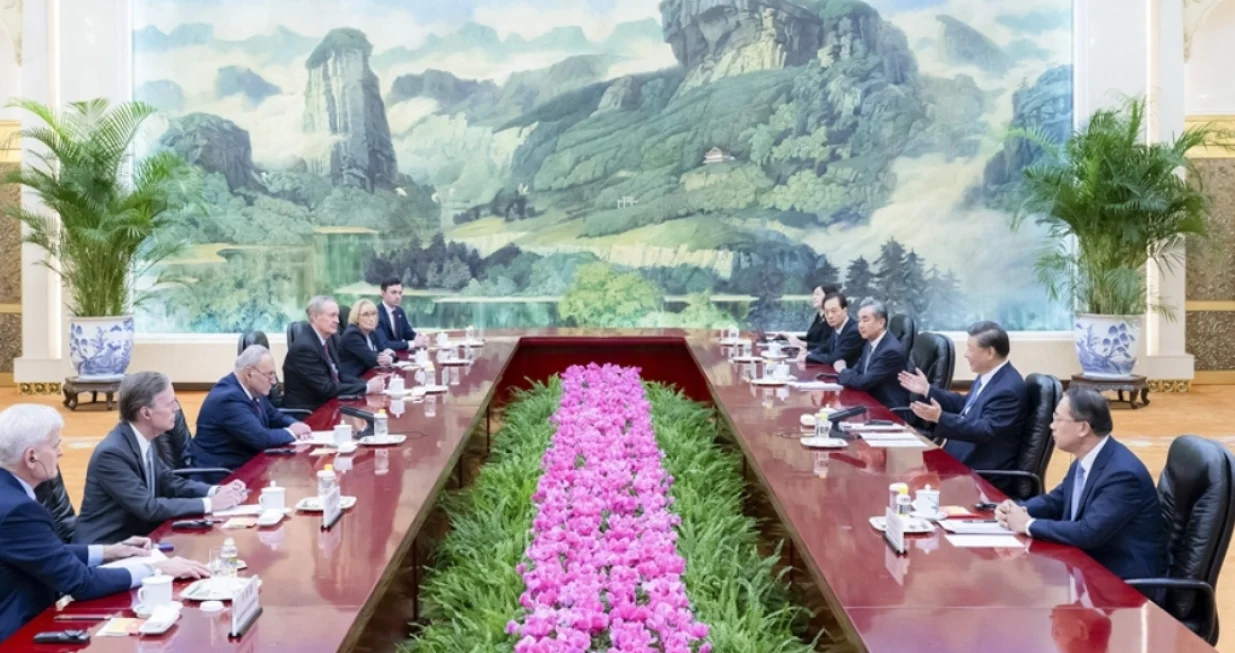 Chuck Schumer, Xi Jinping/Cctv