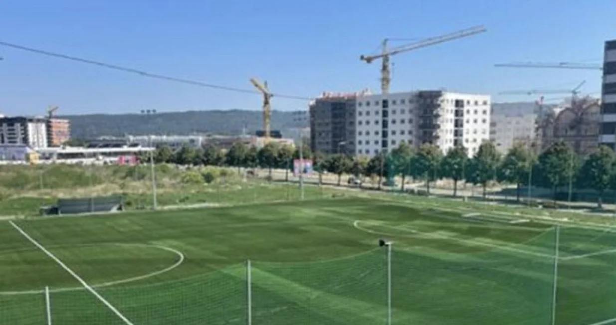 Pomoćni teren Gradskog stadiona u Banjaluci 