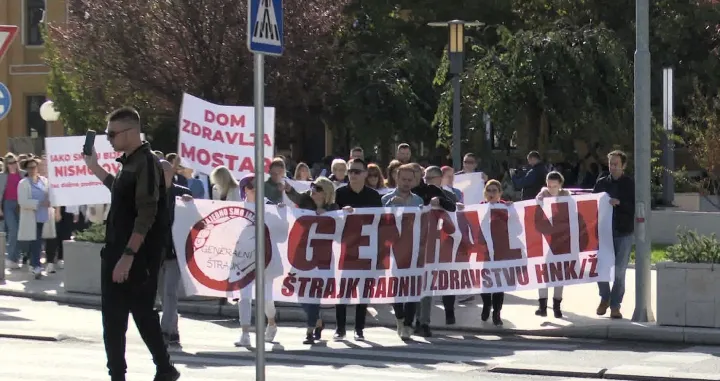 Protest zdravstvenih radnika HNK/