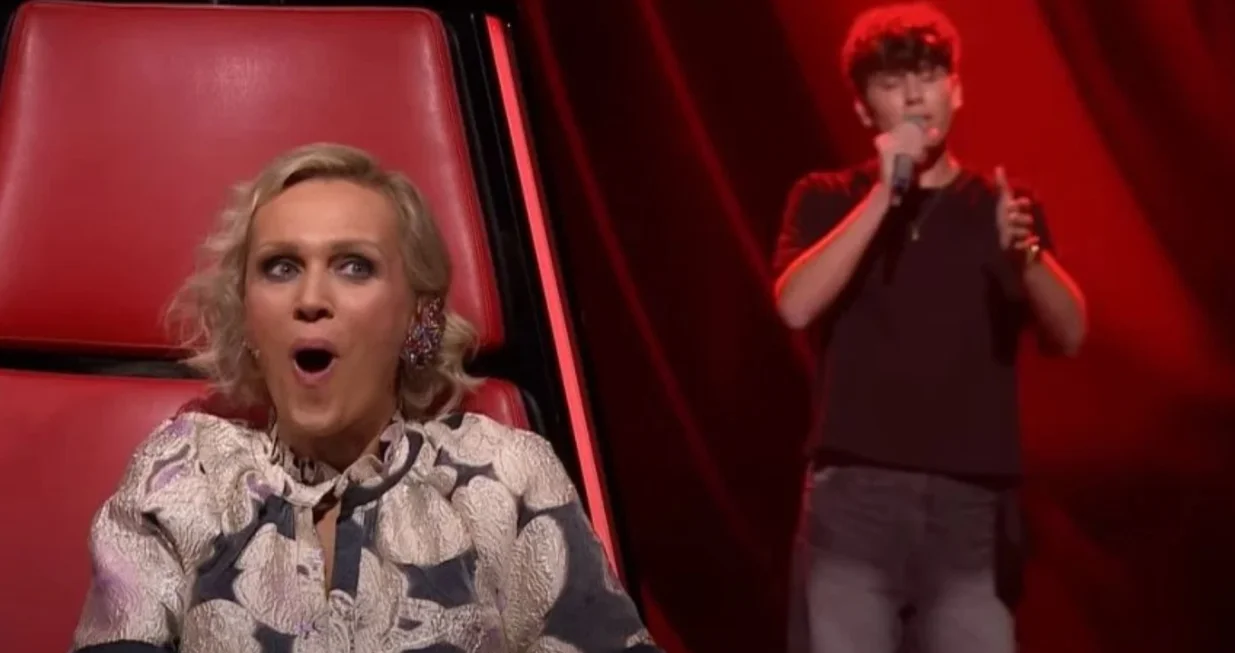 Sergej Božić je već s prvim stihovima pjesme izazvao emotivnu reakciju žirija/Youtube/@thevoicecroatia