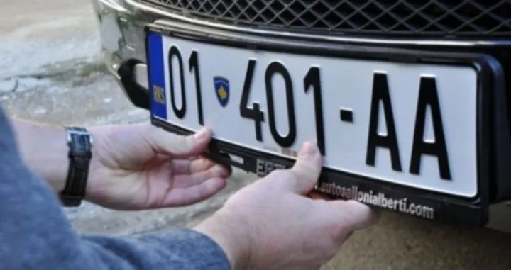 kosovo tablice.jpg/