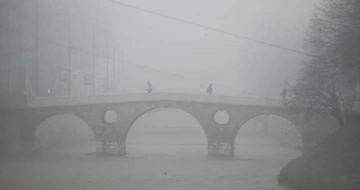 Magla, smog, zima, decembar, Sarajevo/Anadolija